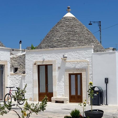Trullo Vino & Amore Алберобело Екстериор снимка