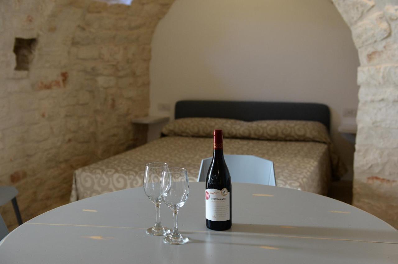 Trullo Vino & Amore Алберобело Екстериор снимка