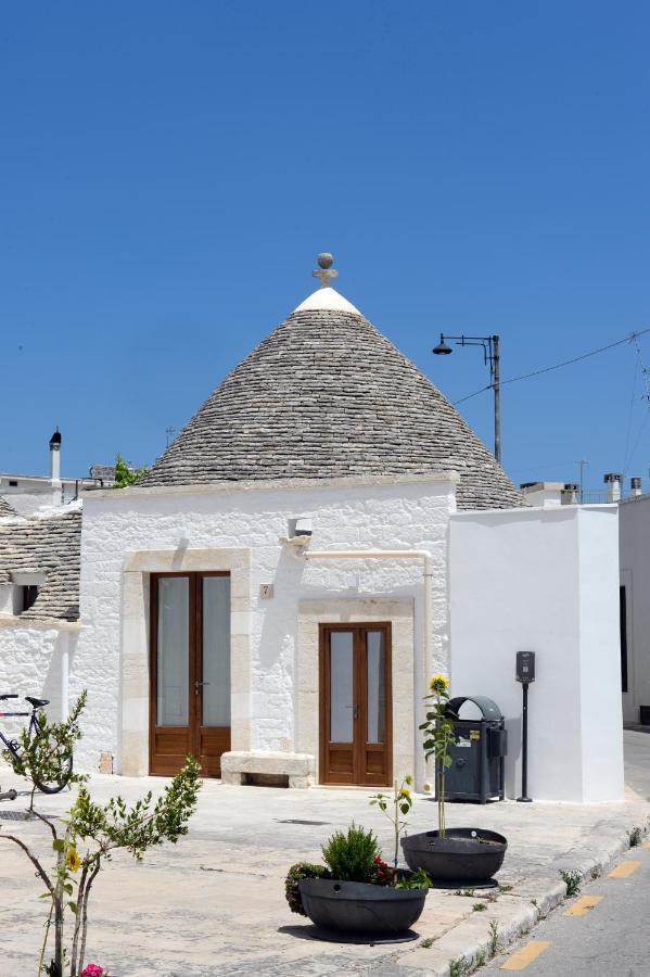 Trullo Vino & Amore Алберобело Екстериор снимка