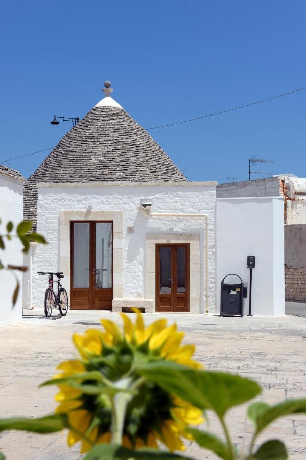 Trullo Vino & Amore Алберобело Екстериор снимка